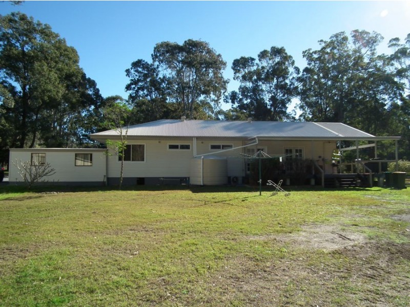 31 Oakview Drive, Hallidays Point NSW 2430