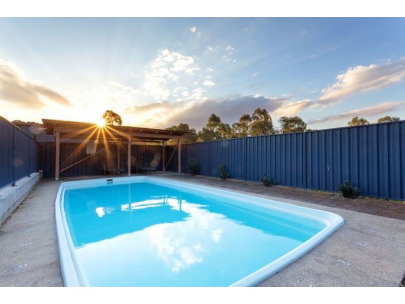 12 Kiwarrak Drive, Rainbow Flat NSW 2430