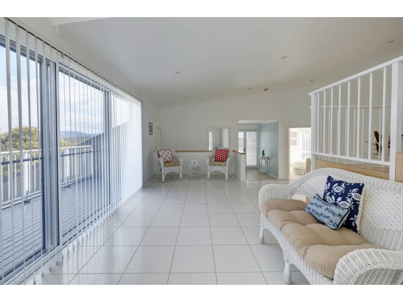 8 The Bridle Path, Tallwoods Village NSW 2430