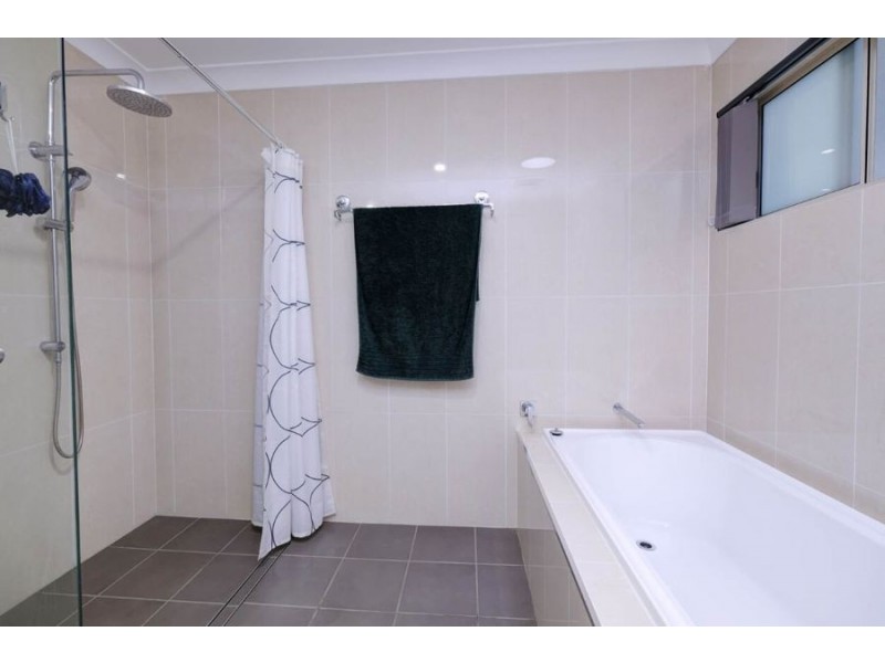 31 Figtree Drive, Diamond Beach NSW 2430