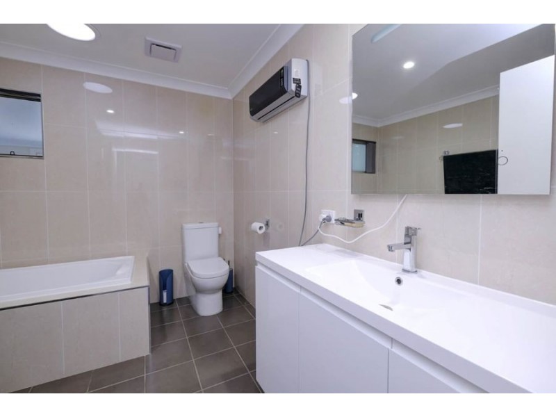 31 Figtree Drive, Diamond Beach NSW 2430