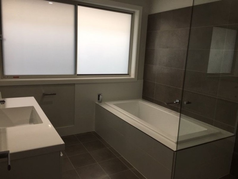 5 Hillside Terrace, Black Head NSW 2430