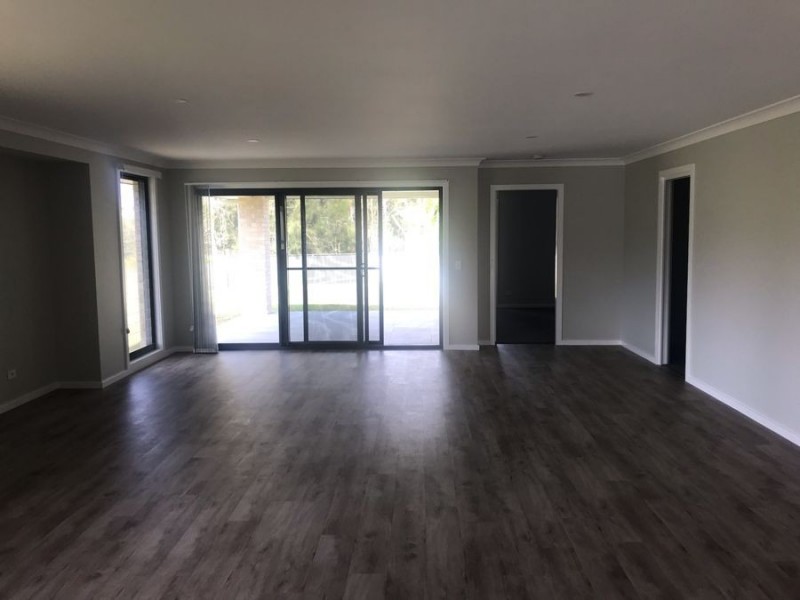 1 Fuetrill Close, Hallidays Point NSW 2430