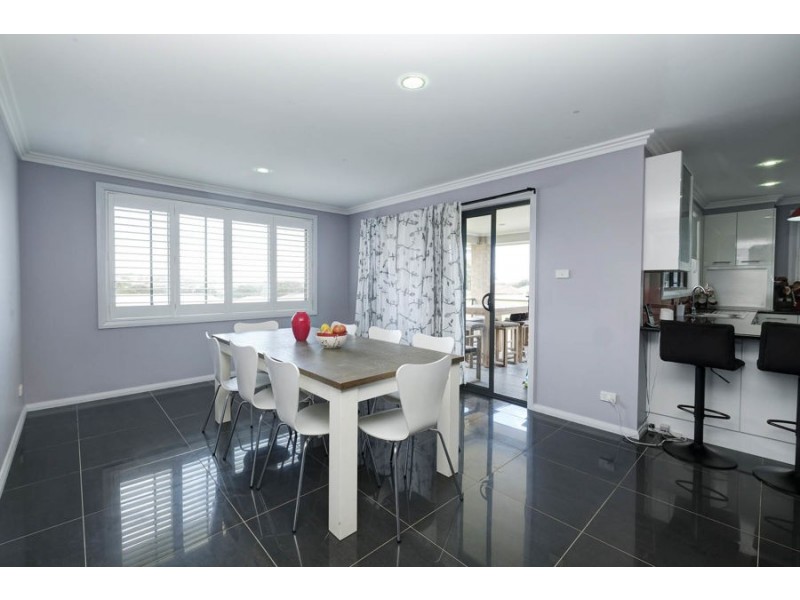 2 Meadows Close, Black Head NSW 2430