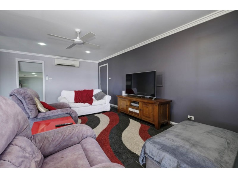 2 Meadows Close, Black Head NSW 2430