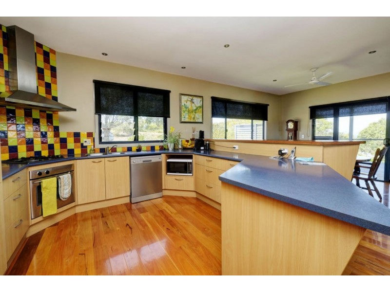 4 Bombora Place, Hallidays Point NSW 2430