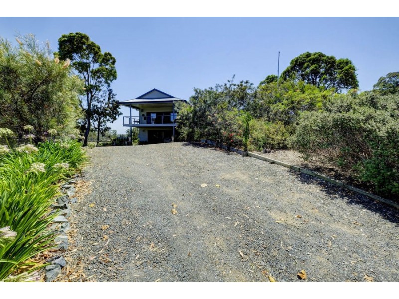 4 Bombora Place, Hallidays Point NSW 2430