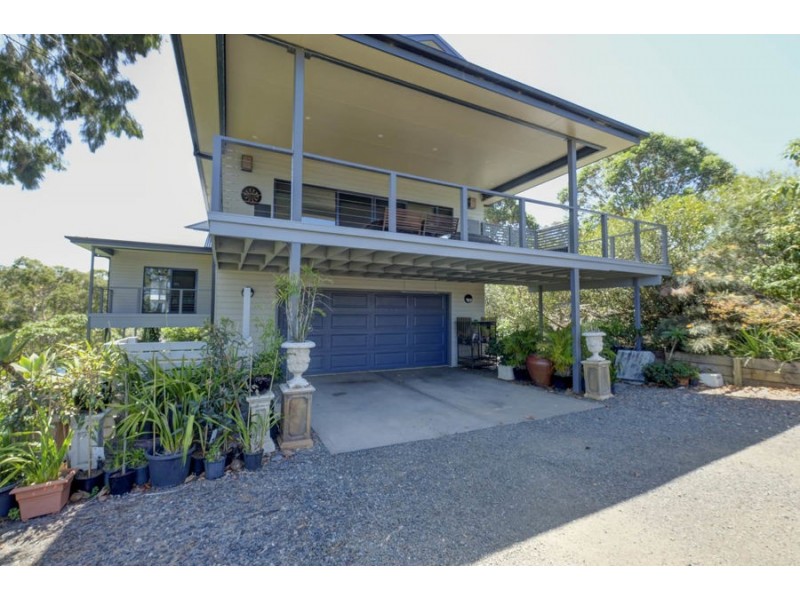 4 Bombora Place, Hallidays Point NSW 2430