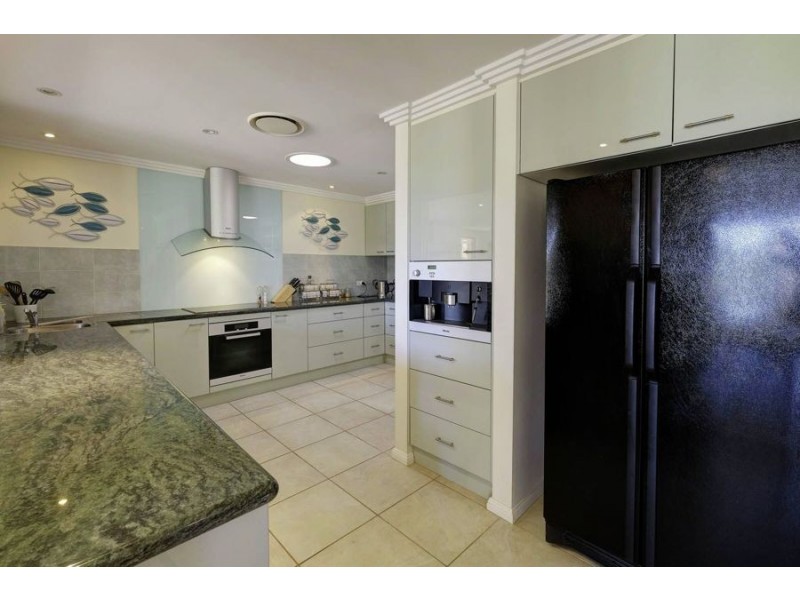 10 Hilltop Parkway, Tallwoods Village NSW 2430