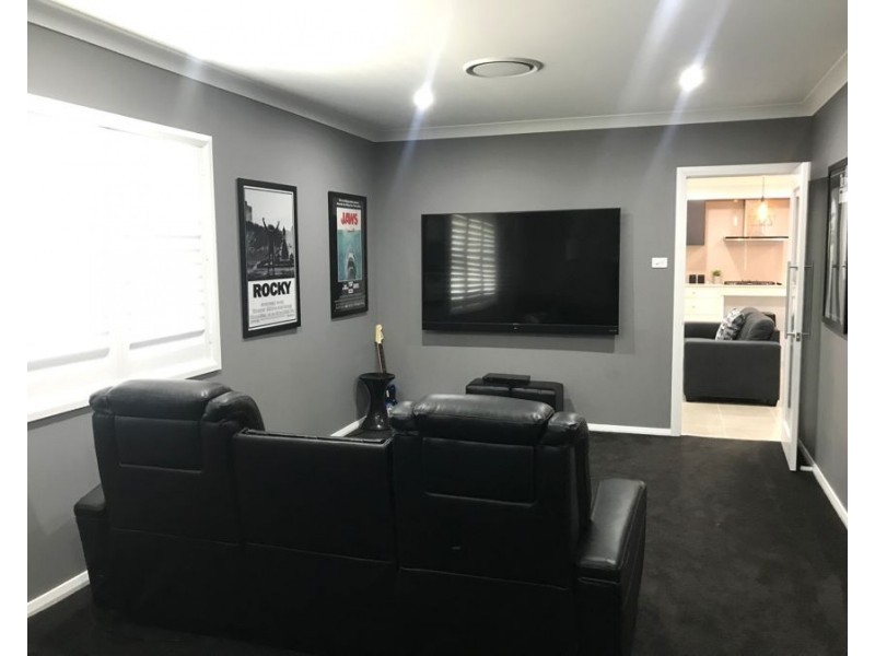 9 Hillside Terrace, Black Head NSW 2430