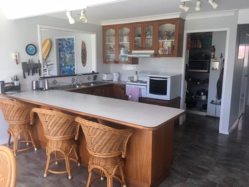 5 Saltwater Crescent, Diamond Beach NSW 2430