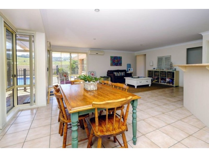 15 Bellevue Place, Hallidays Point NSW 2430