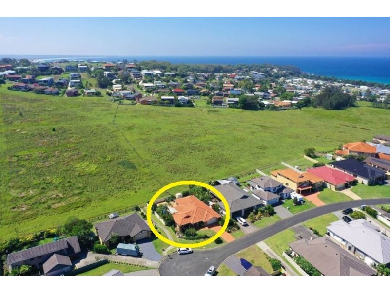 15 Bellevue Place, Hallidays Point NSW 2430