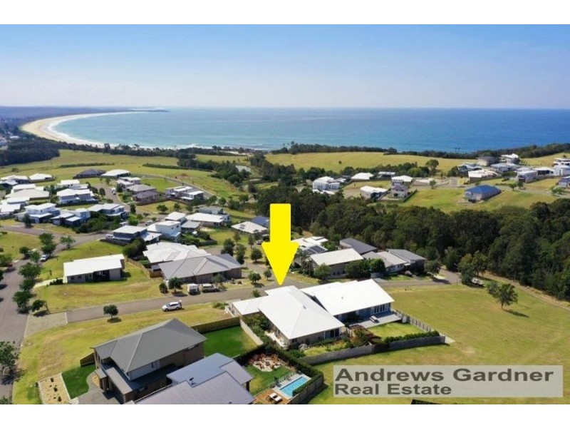 4 Twilight Close, Red Head NSW 2430