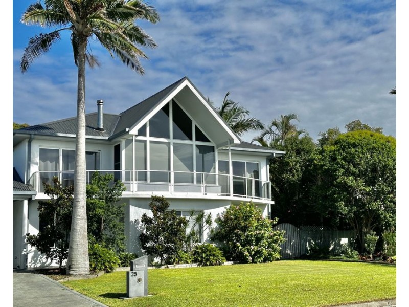 25 Seaview Street, Diamond Beach NSW 2430