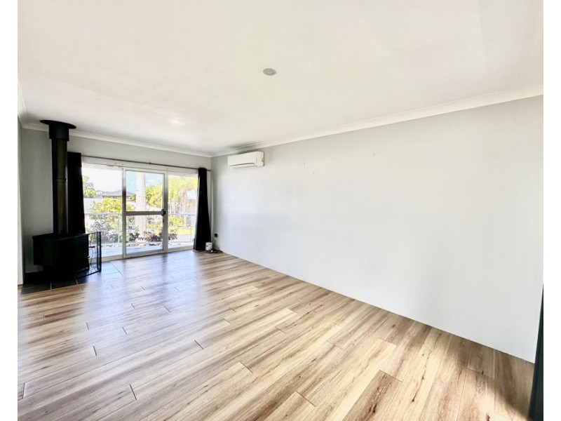 25 Seaview Street, Diamond Beach NSW 2430