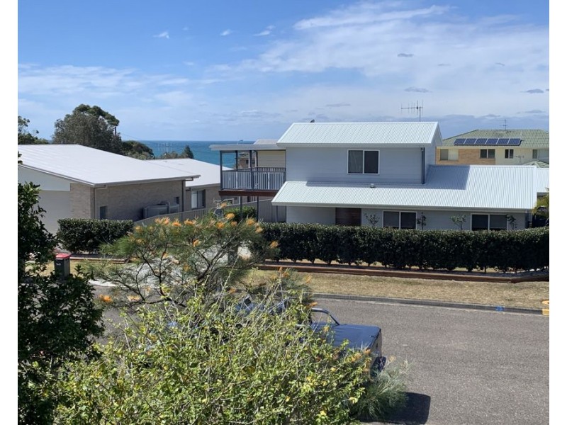 25 Seaview Street, Diamond Beach NSW 2430