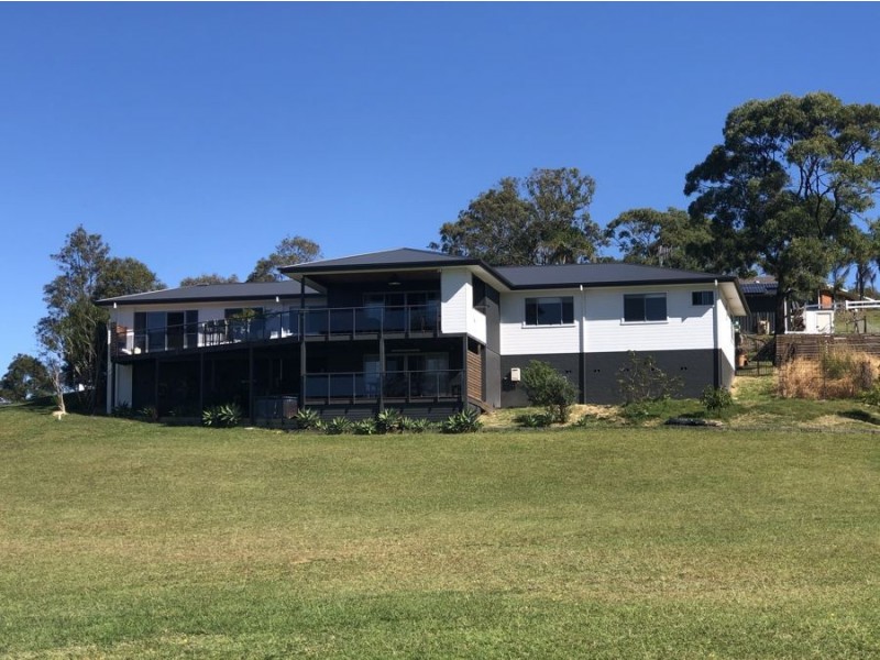 16-18 Headland Drive, Hallidays Point NSW 2430