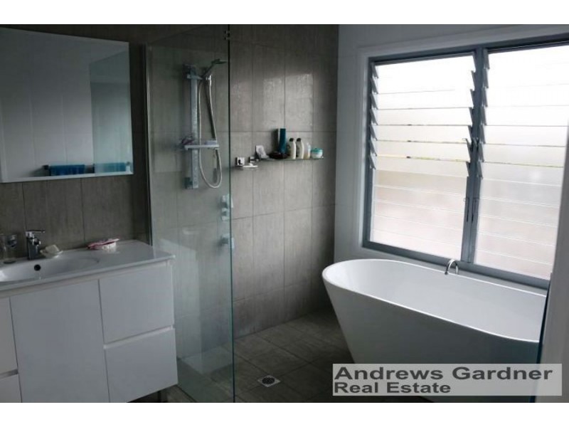 16-18 Headland Drive, Hallidays Point NSW 2430