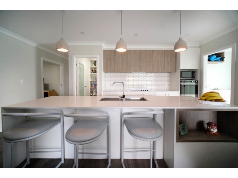 11 Hillside Terrace, Black Head NSW 2430