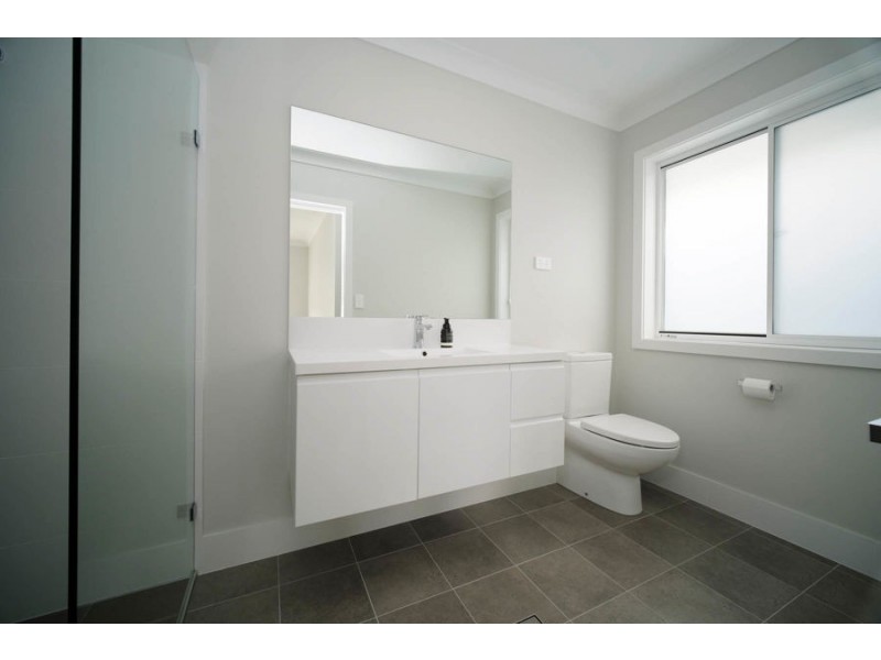 11 Hillside Terrace, Black Head NSW 2430