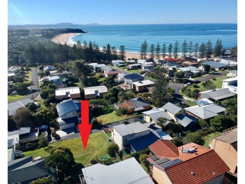 8 Callemondah Lane, Black Head NSW 2430