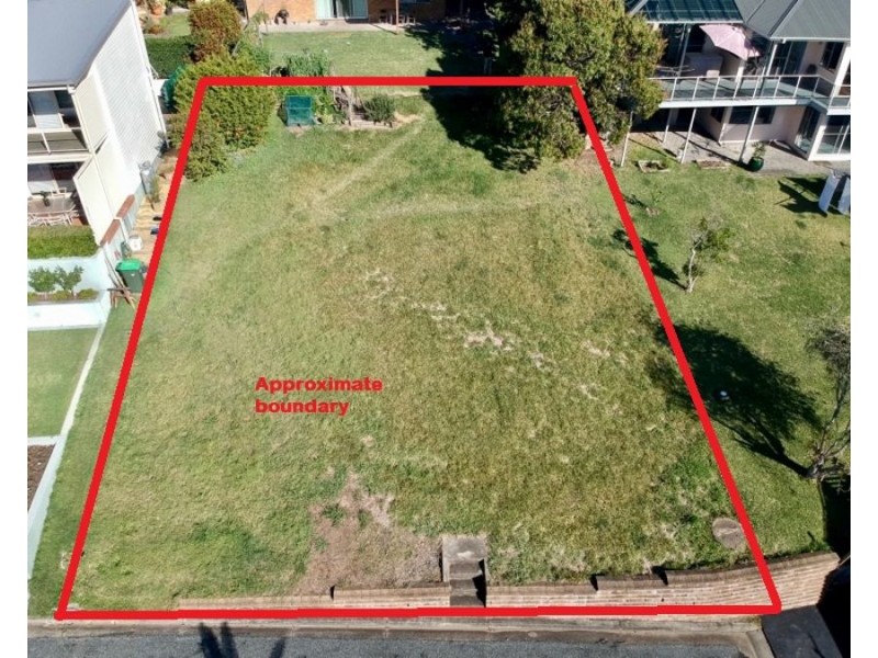 8 Callemondah Lane, Black Head NSW 2430