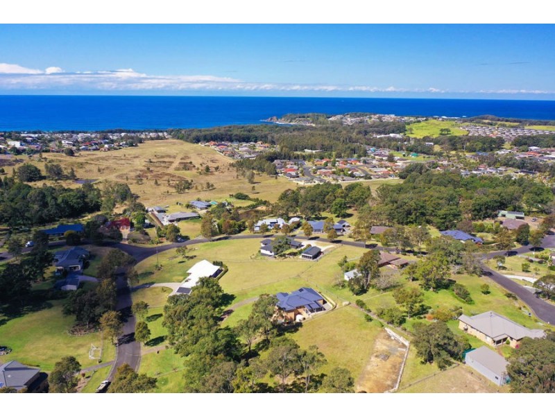 22 Headland Drive, Hallidays Point NSW 2430