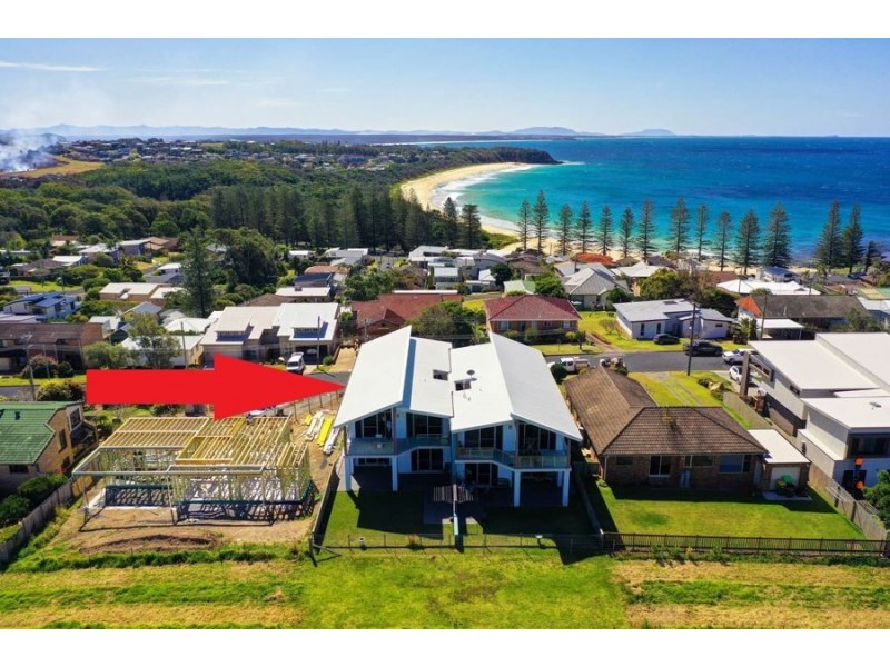 1/30 High Street, Hallidays Point NSW 2430