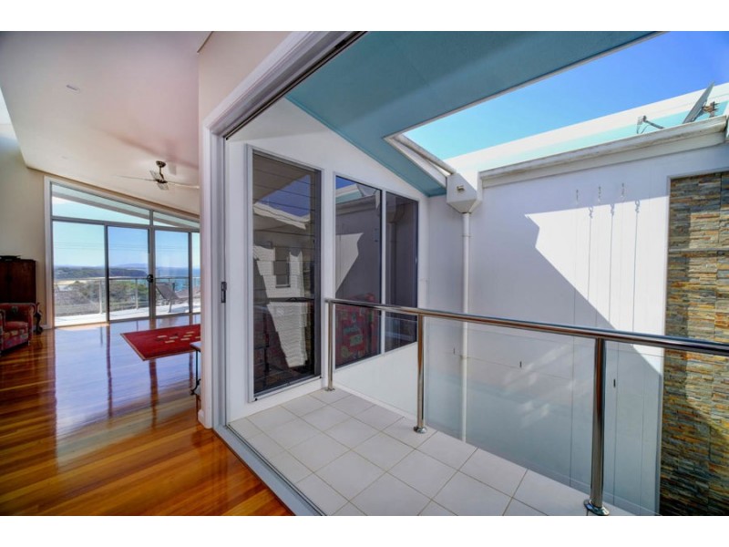 1/30 High Street, Hallidays Point NSW 2430