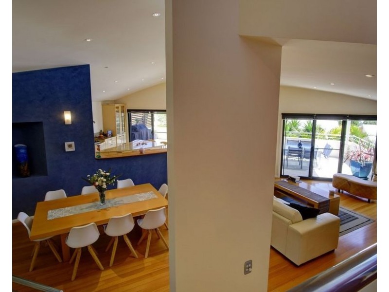 7 Callemondah Lane, Black Head NSW 2430