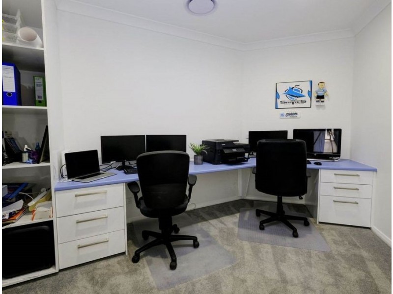 15 Hillside Terrace, Black Head NSW 2430