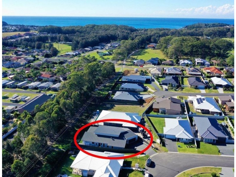 15 Hillside Terrace, Black Head NSW 2430