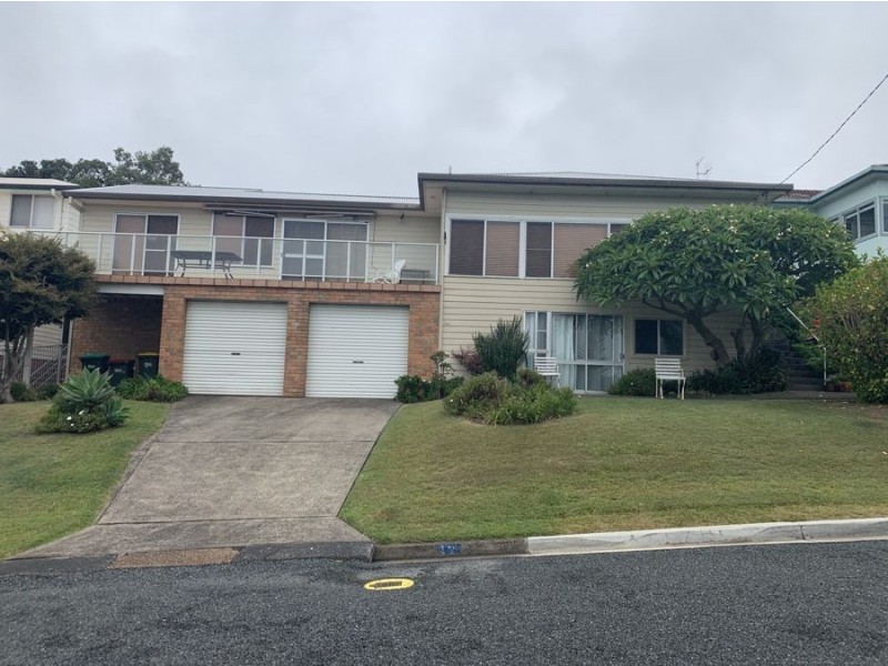 12 William St, Black Head NSW 2430