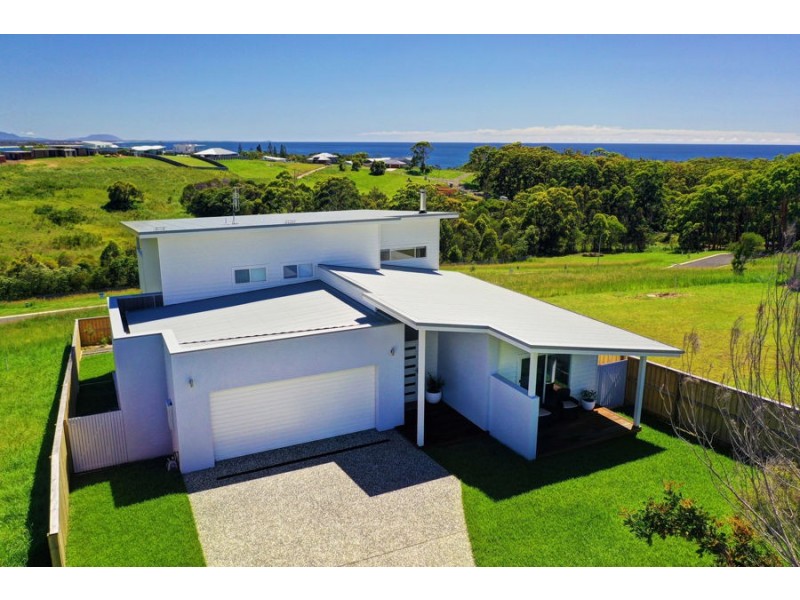 64 Red Head Road, Red Head NSW 2430