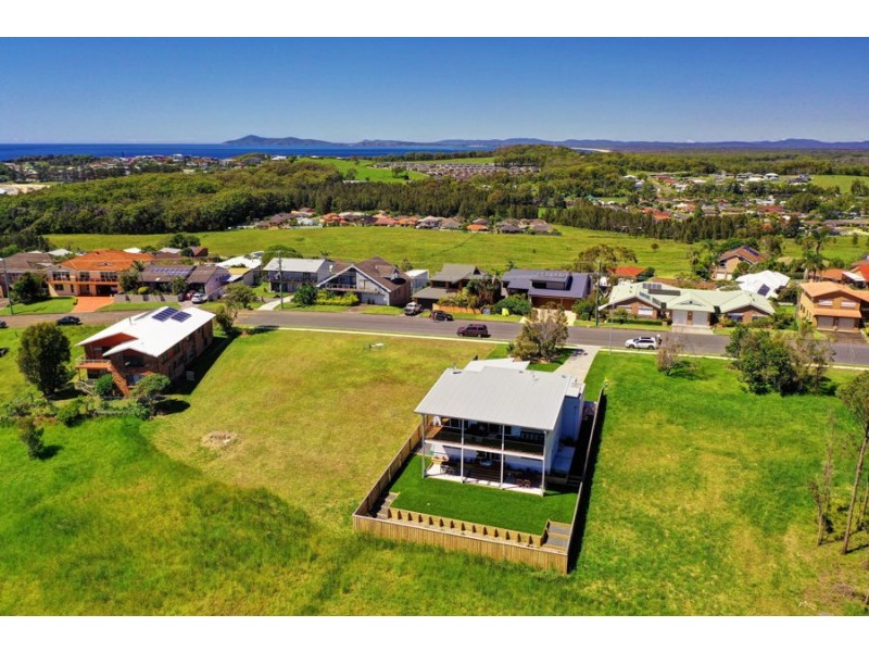 64 Red Head Road, Red Head NSW 2430