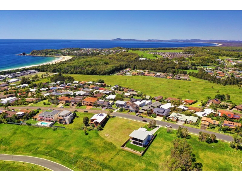 64 Red Head Road, Red Head NSW 2430