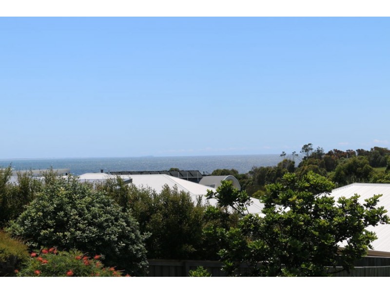 9 Twilight Close, Red Head NSW 2430