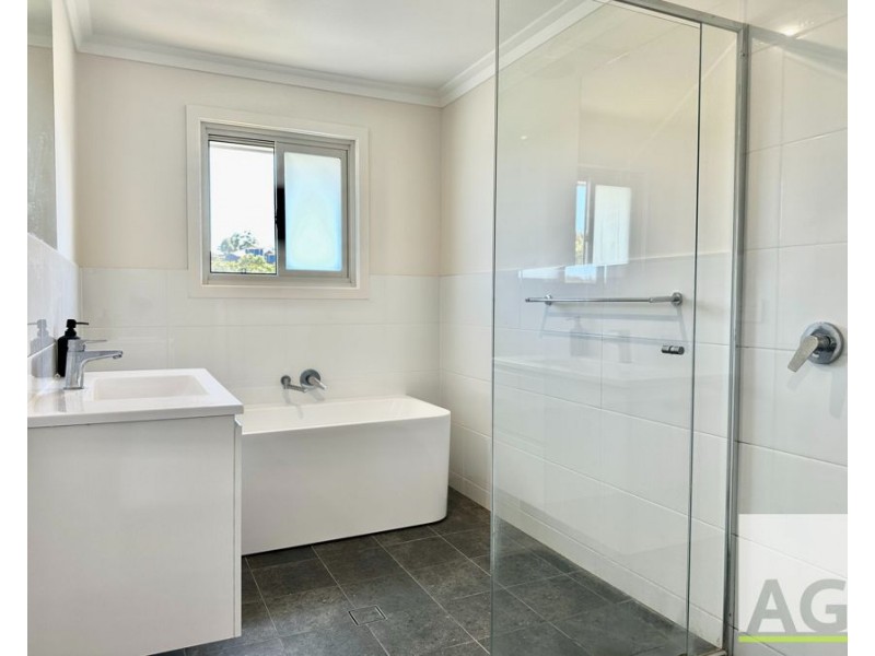 5 Camellia Close, Tallwoods Village NSW 2430