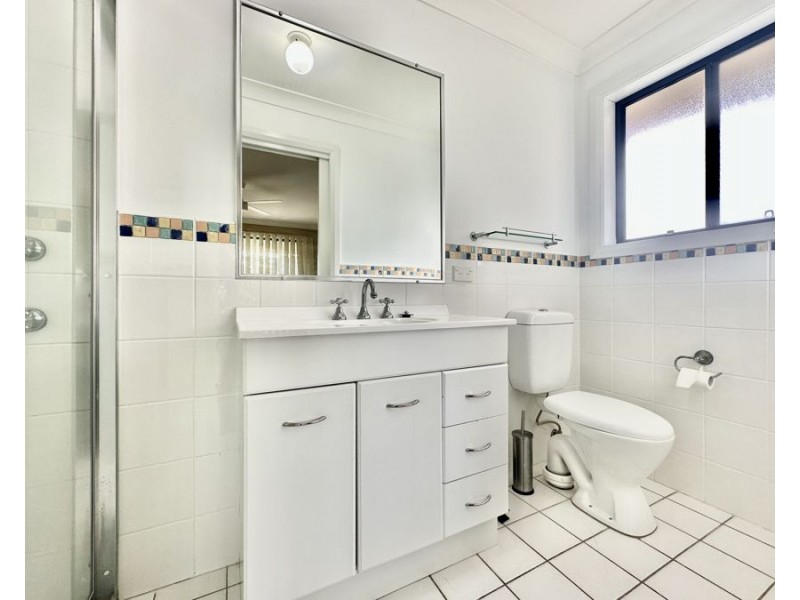 2 Cummins way, Diamond Beach NSW 2430