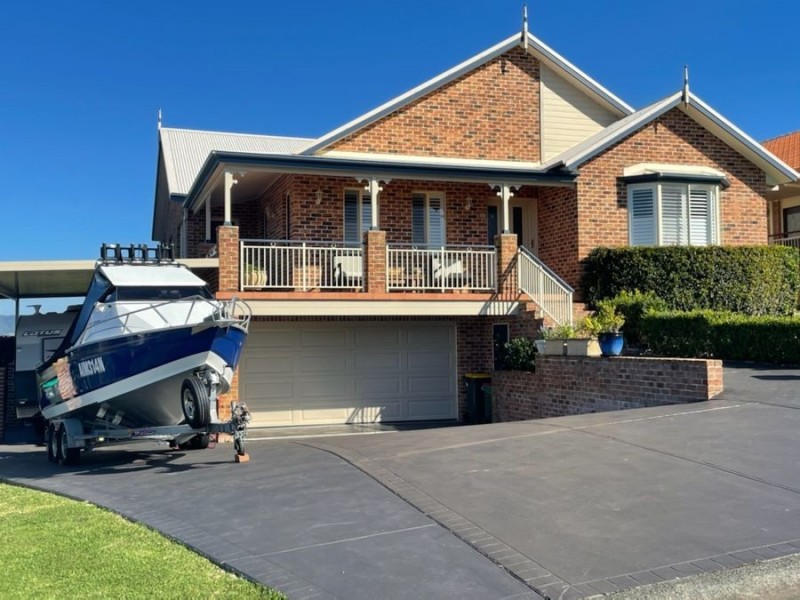 8 Lake View Way, Tallwoods Village NSW 2430