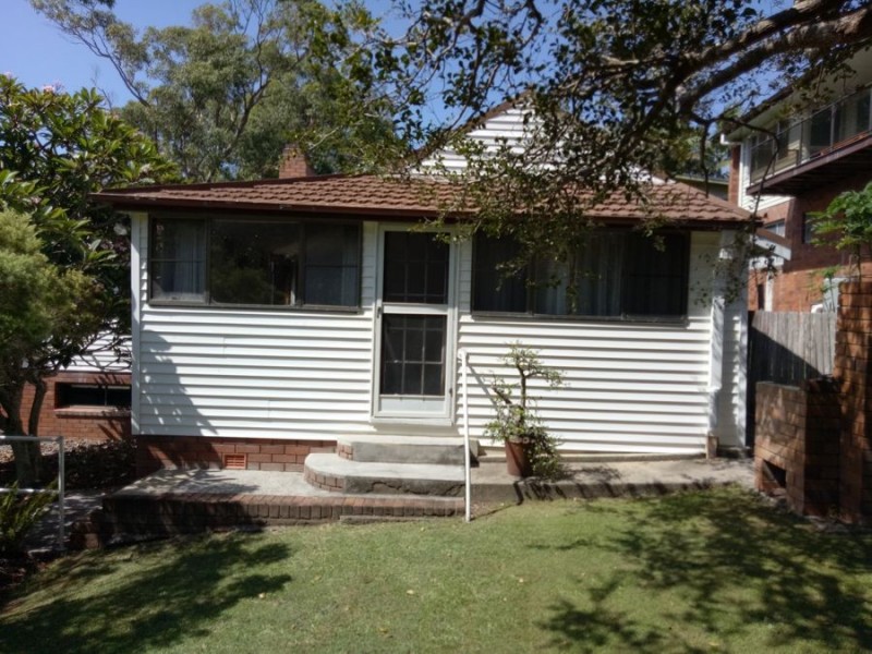 6 Gordon Street, Black Head NSW 2430
