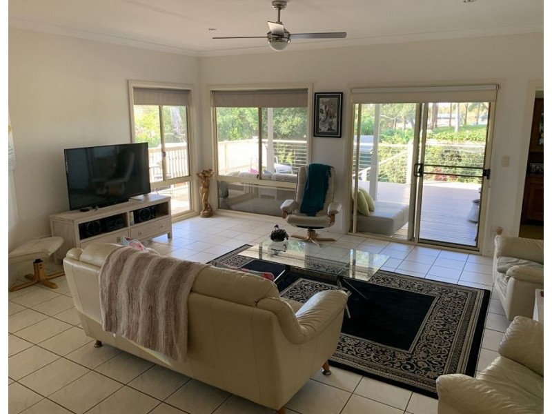 9 Glen Court, Black Head NSW 2430