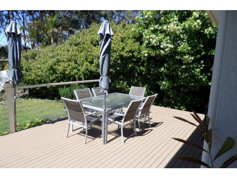 9 Glen Court, Black Head NSW 2430