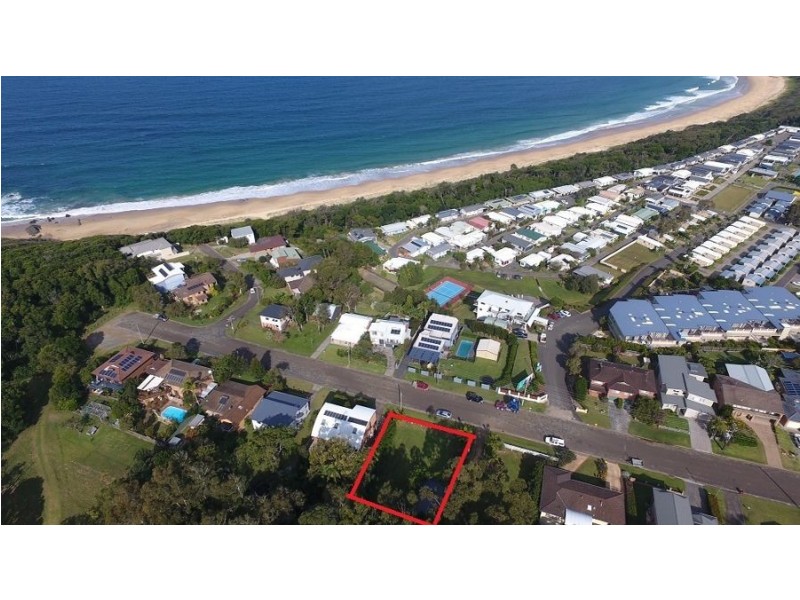 12 Red Head Rd, Red Head NSW 2430