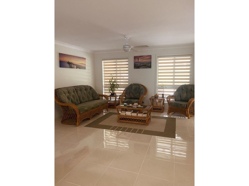 9a Woodlands Drive, Hallidays Point NSW 2430