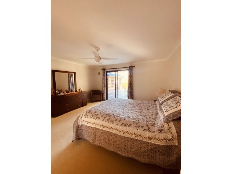 9a Woodlands Drive, Hallidays Point NSW 2430