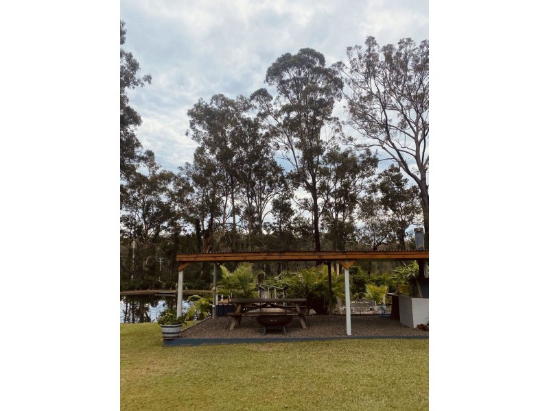 9a Woodlands Drive, Hallidays Point NSW 2430