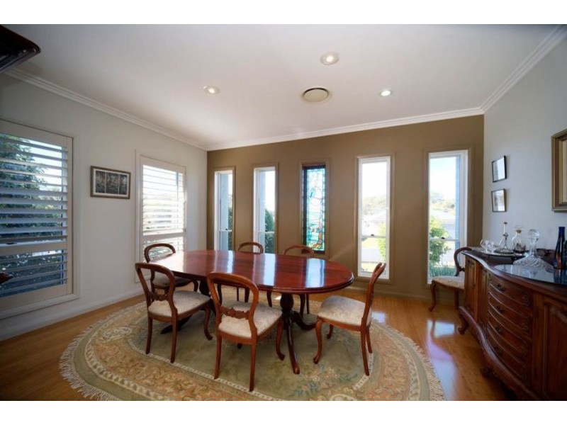 10 Hillside Terrace, Black Head NSW 2430