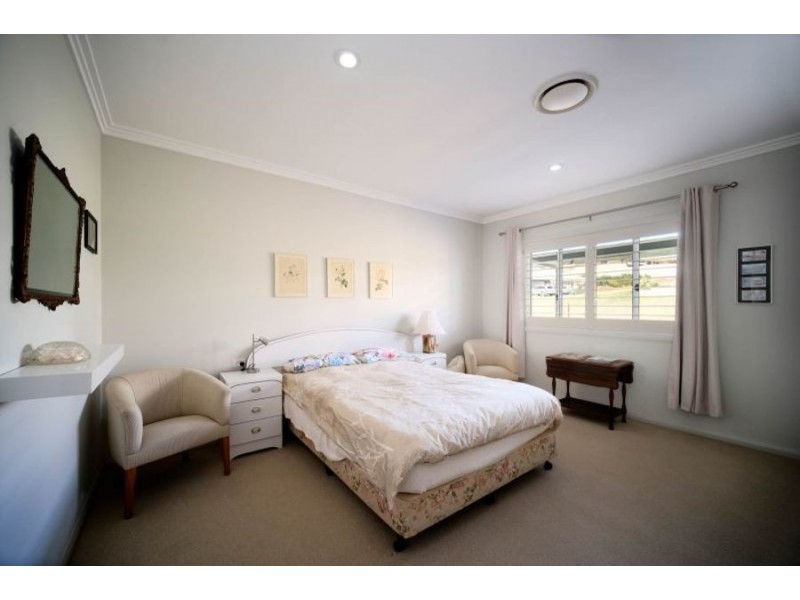 10 Hillside Terrace, Black Head NSW 2430